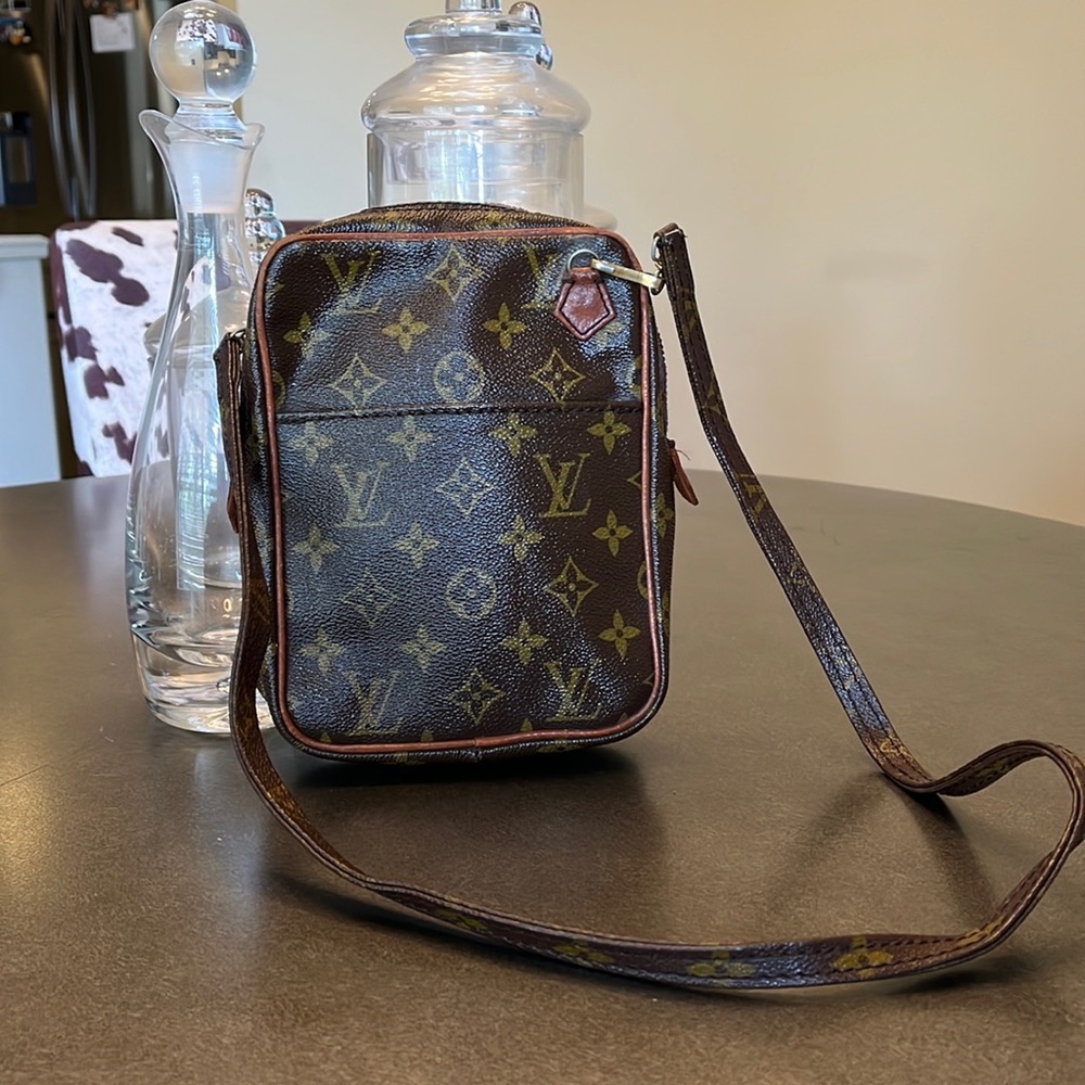 Louis Vuitton Vintage Danube **Authentic**